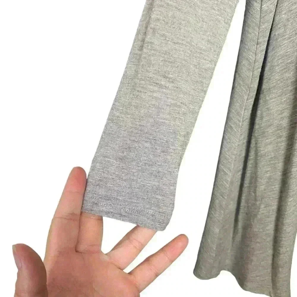 Open-back Gray Swing Tee - Picture 2 of 5